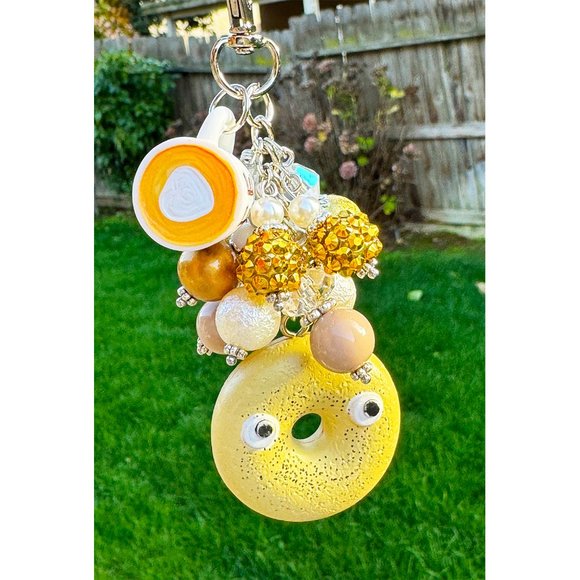 Heidi Kenney x Kid Robot Everything Bagel Brunch Keychain Purse Bag Charm - Picture 4 of 9